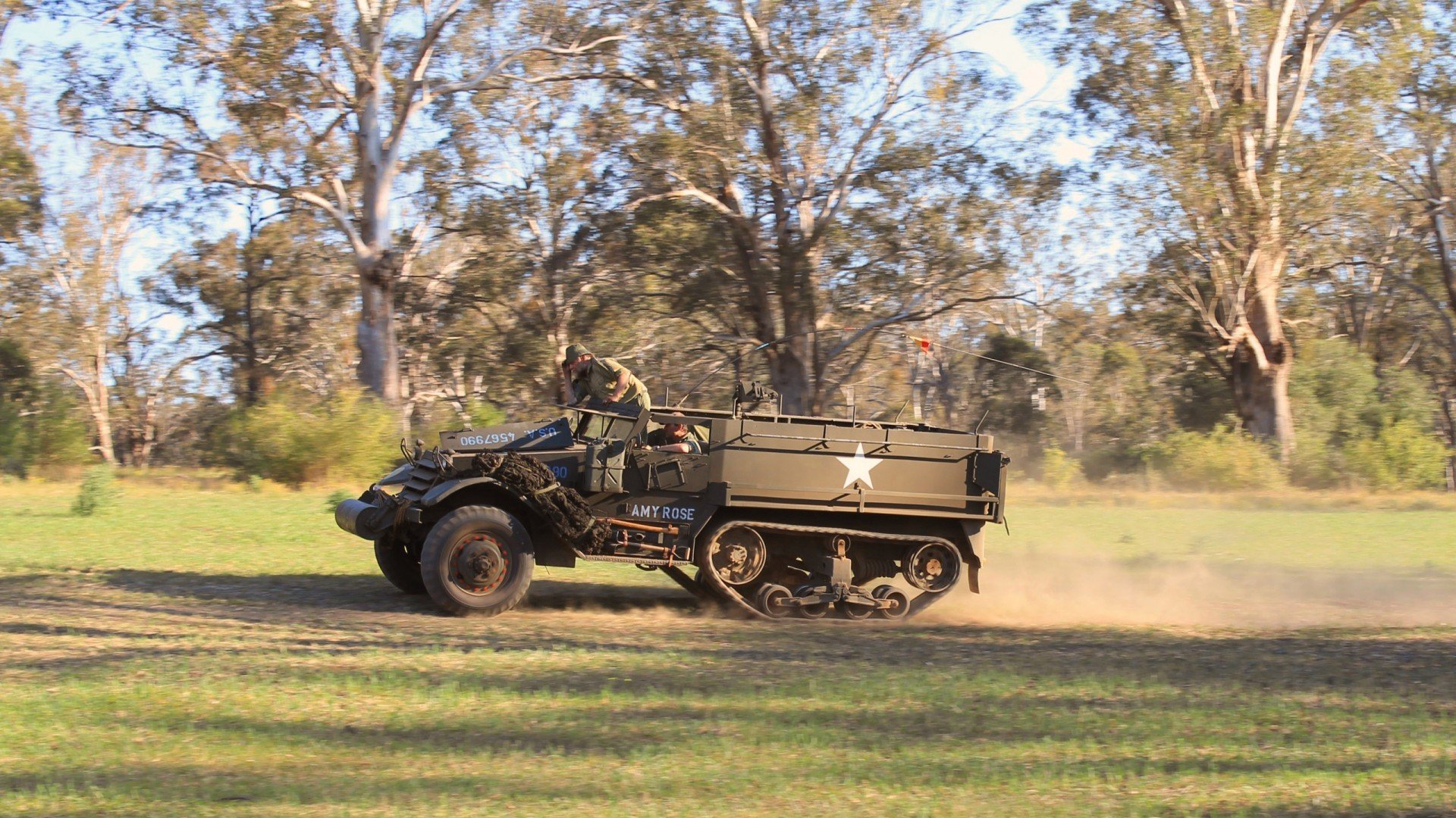九游-_科技+体育：装备革命引领未来运动新潮流_，装备器材革新