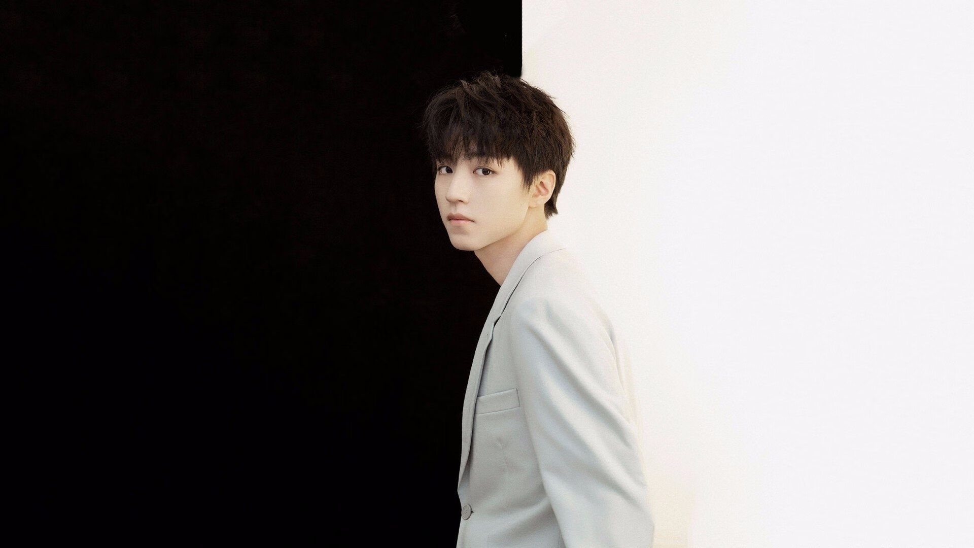 九游官网pc-在与快船的生死大战中，蒂伊连续得分，将比赛拖入“加时”！